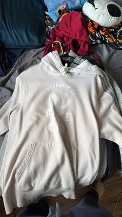 Dm for pics size M $20 hoodie