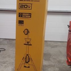 Dewalt 20v Max Tripod Light