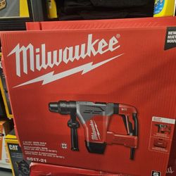 Milwaukee 1-9/16" SDS Max Rotary Hammer 
