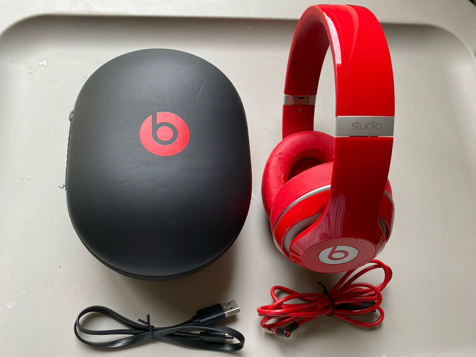 Bose Studio Wireless Headphones (Read)