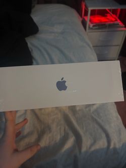 AirPod max with case