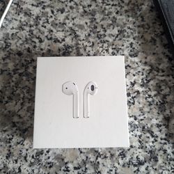 Apple Airpods 2nd Gen (Never Used)