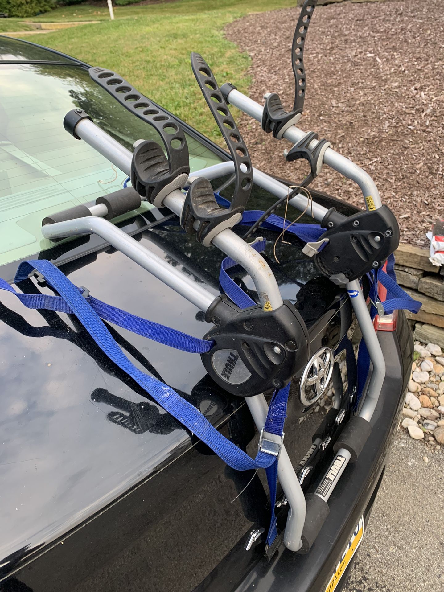 Thule Bike Rack -  For Mazda R6 Or Any Sedan Tupperware Of  Car