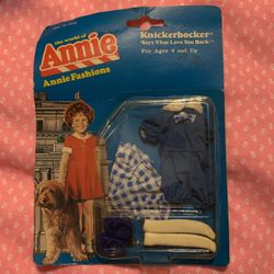 1982 Knickerbocker Annie Clothes