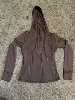 Lululemon Define Hooded Jacket Nulu Size 6 - Walnut Crunch