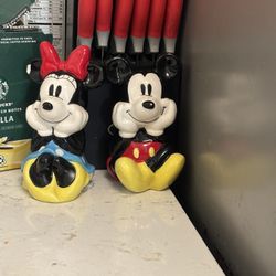 Mickey Mouse Salt And Proper Shakers Disney 