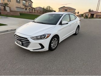 2018 Hyundai Elantra SE