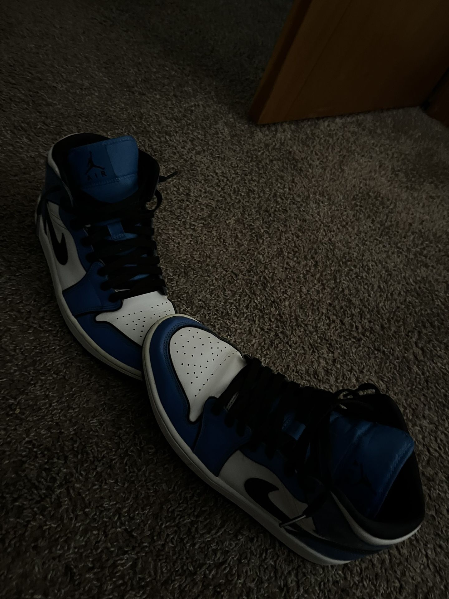 Jordan 1 Midd
