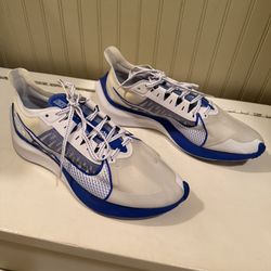Nike Zoom Gravity Shoes
