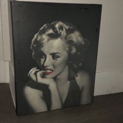 Marilyn Monroe 18 1/2 X 15 1/2 Portrait