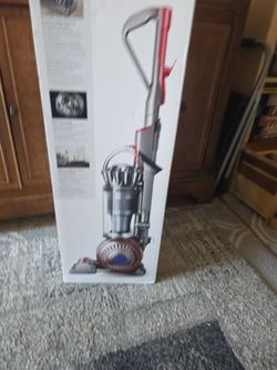 Dyson animal ball three vacuum cleaner