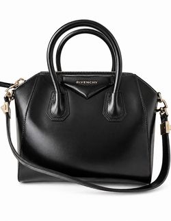 🖤 FOR SALE • PRELOVED AUTHENTIC GIVENCHY ANTIGONA SMALL 🖤