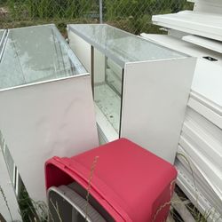 60% Off Retail – Glass Display Cases – Bulk Pricing – Must Go