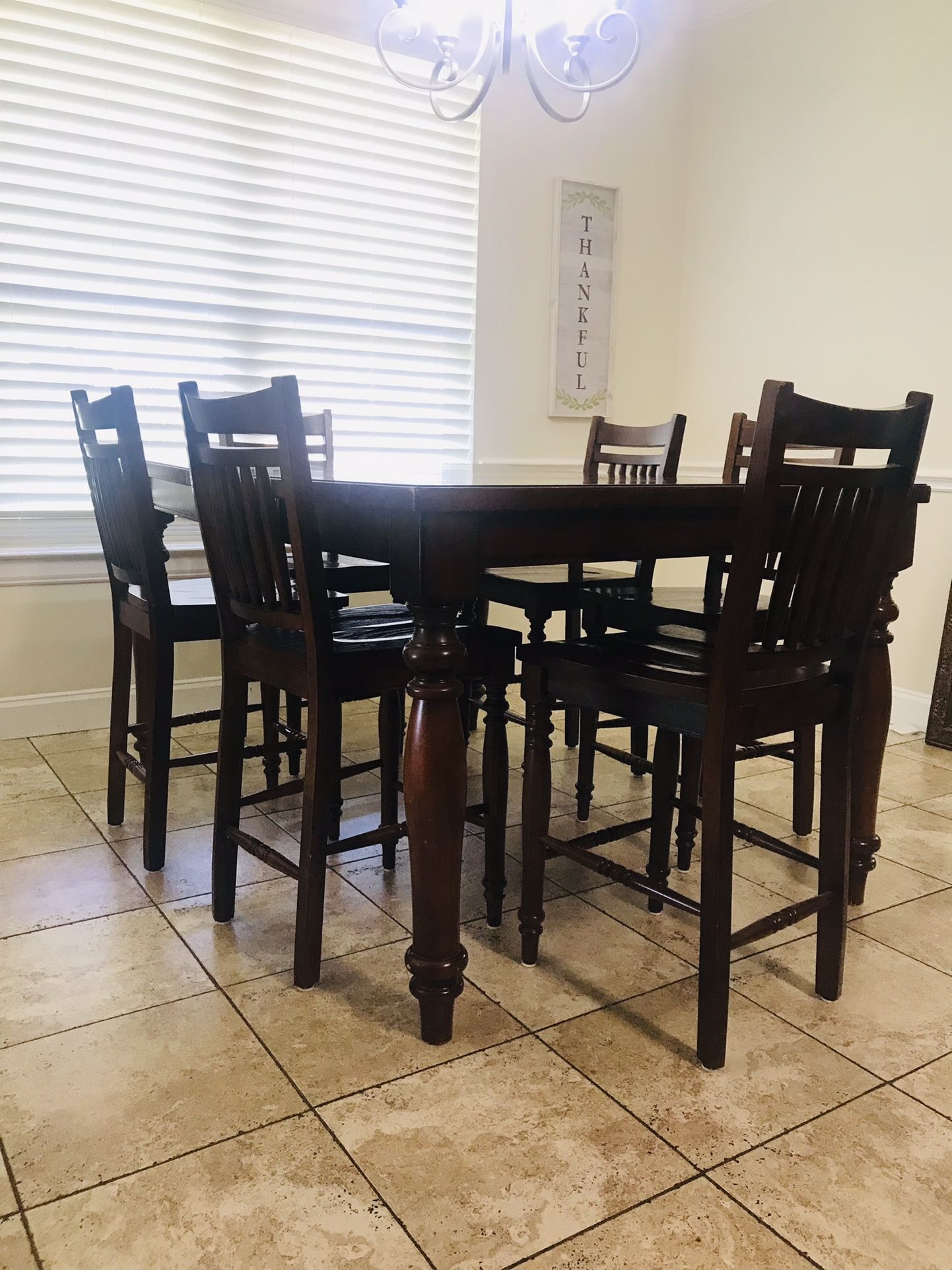 Dinning Table & 8 Chairs