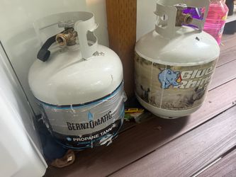 Two 15lb gas tanks