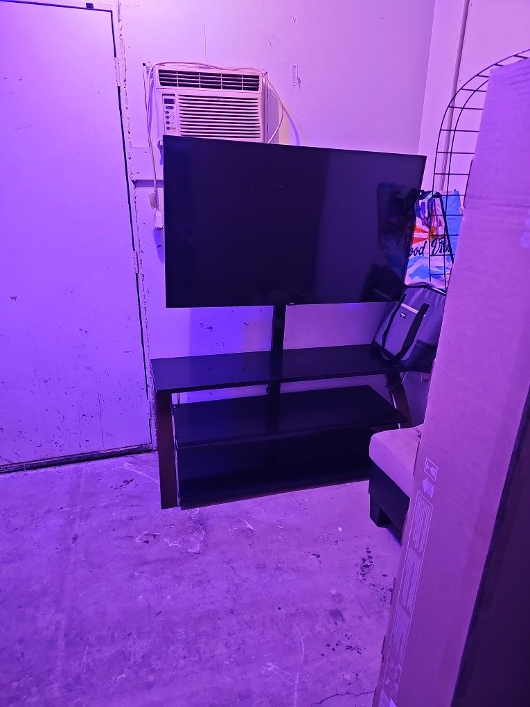 55 Inch TV With Stand