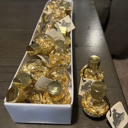 Gold Flake Center Pieces…
