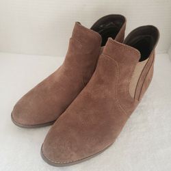 Suede Boots By Me Too. Women's Size 8.5