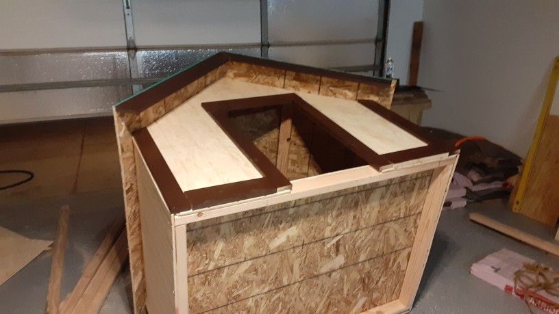 Brand New Large Dog House Wooden
