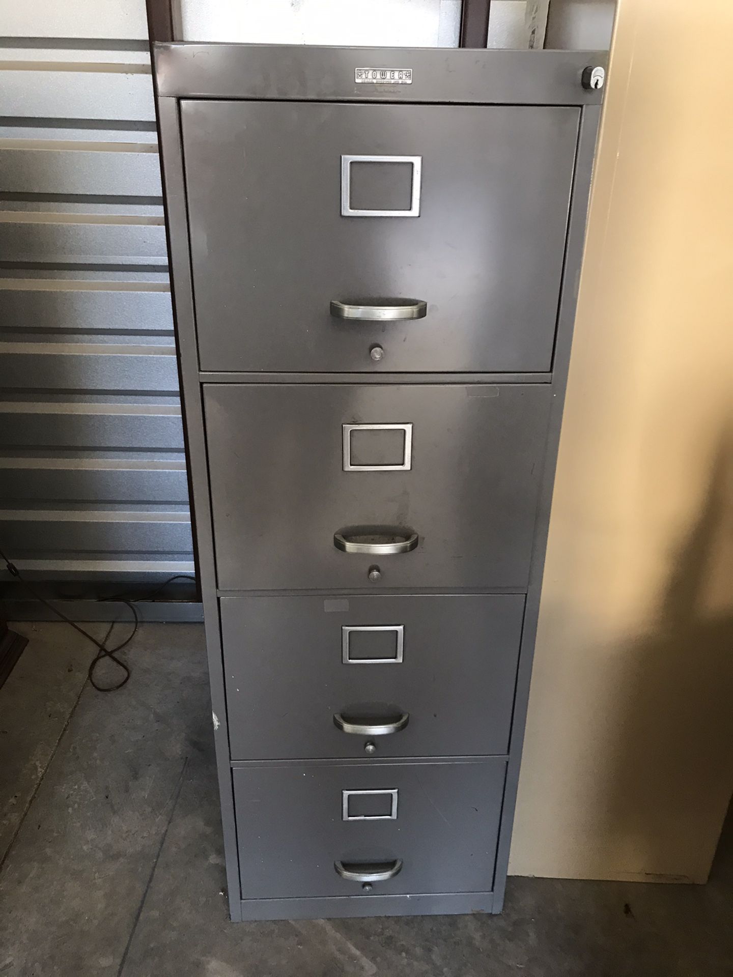 Steel 4 Drawer Filing Caninet