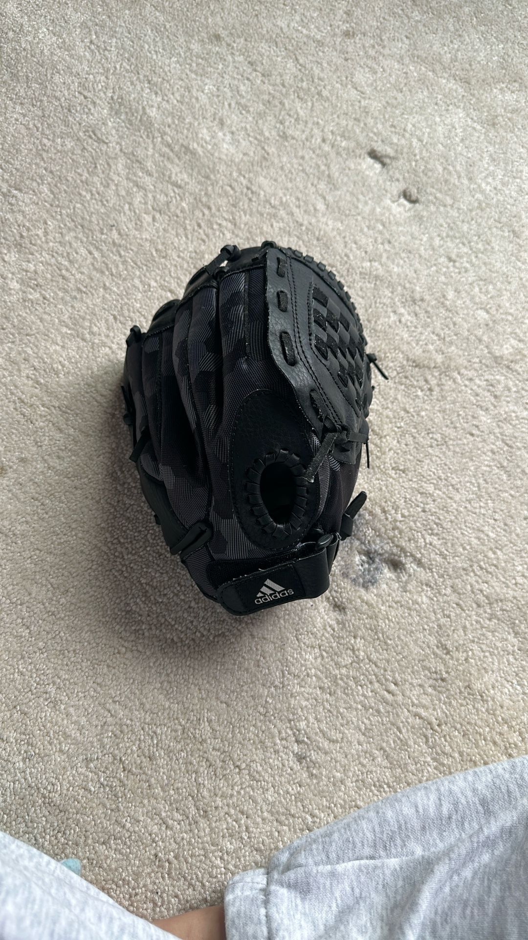 Adidas Youth Baseball Glove