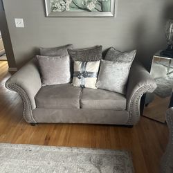 Couch And Love Seat Set 