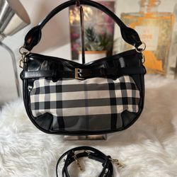 Burberry black and white bag (handbag, shoulder or crossbody bag)