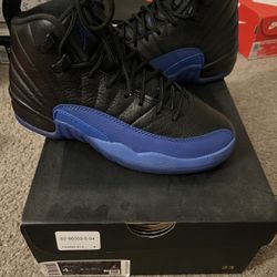 Air Jordan 12 Retro, Size: 4