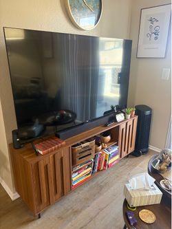Tv stand
