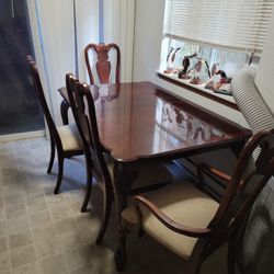 Dinning Room Table