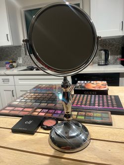 Make up mirror