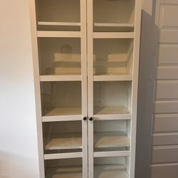 White Shelf