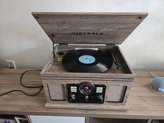 Victoria Quincy 6 In 1 Bluetooth Record Player