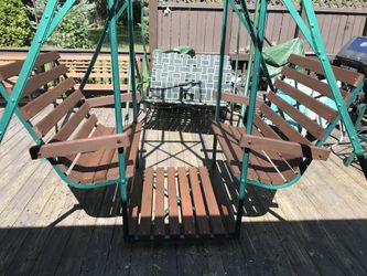 Face to Face Glider Swing for Sale in Elgin IL OfferUp
