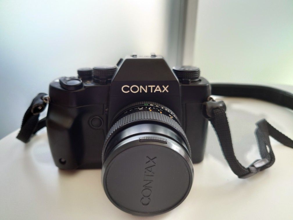 Contax RX Film Camera Body And Lens