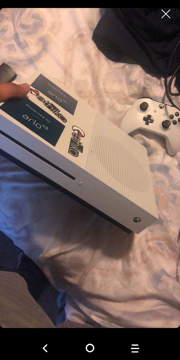 Xbox One S