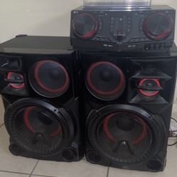 LG Bluetooth Speaker 