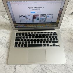 2017 MacBook Air 13 1.8 i5 8GB 512GB storage European keyboard 