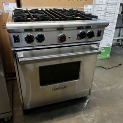 Wolf 30”Wide Gas Range Stove Stainless Steel 