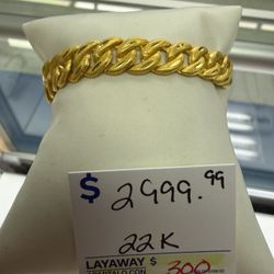 22k Gold Bracelet 