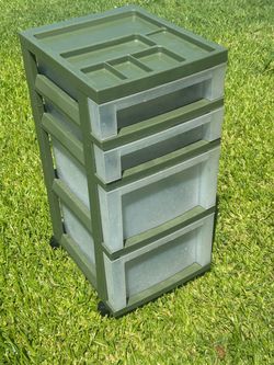 4 drawers with wheels