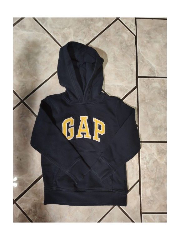 GAP Kids Hoodie Size Small (6-7)