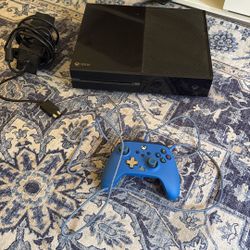 Xbox 1 With Controller