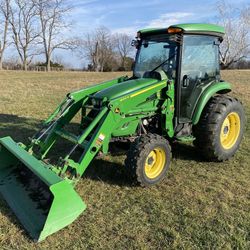 John Deere 4720