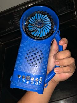 (For Parts) QFX R-41 Portable Fan with Speaker Light