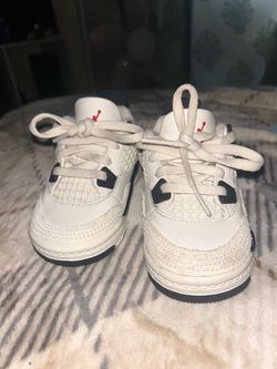 Jordan retro 4 size (5c)