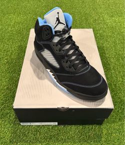 Air Jordan Retro 5 Black University Blue