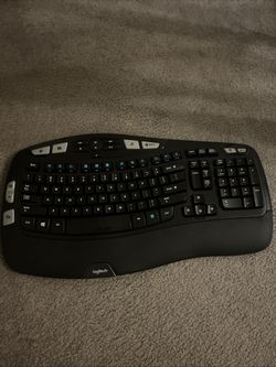 LOGITECH K350 ((contact info removed)46) Wireless Keyboard NO DONGLE 