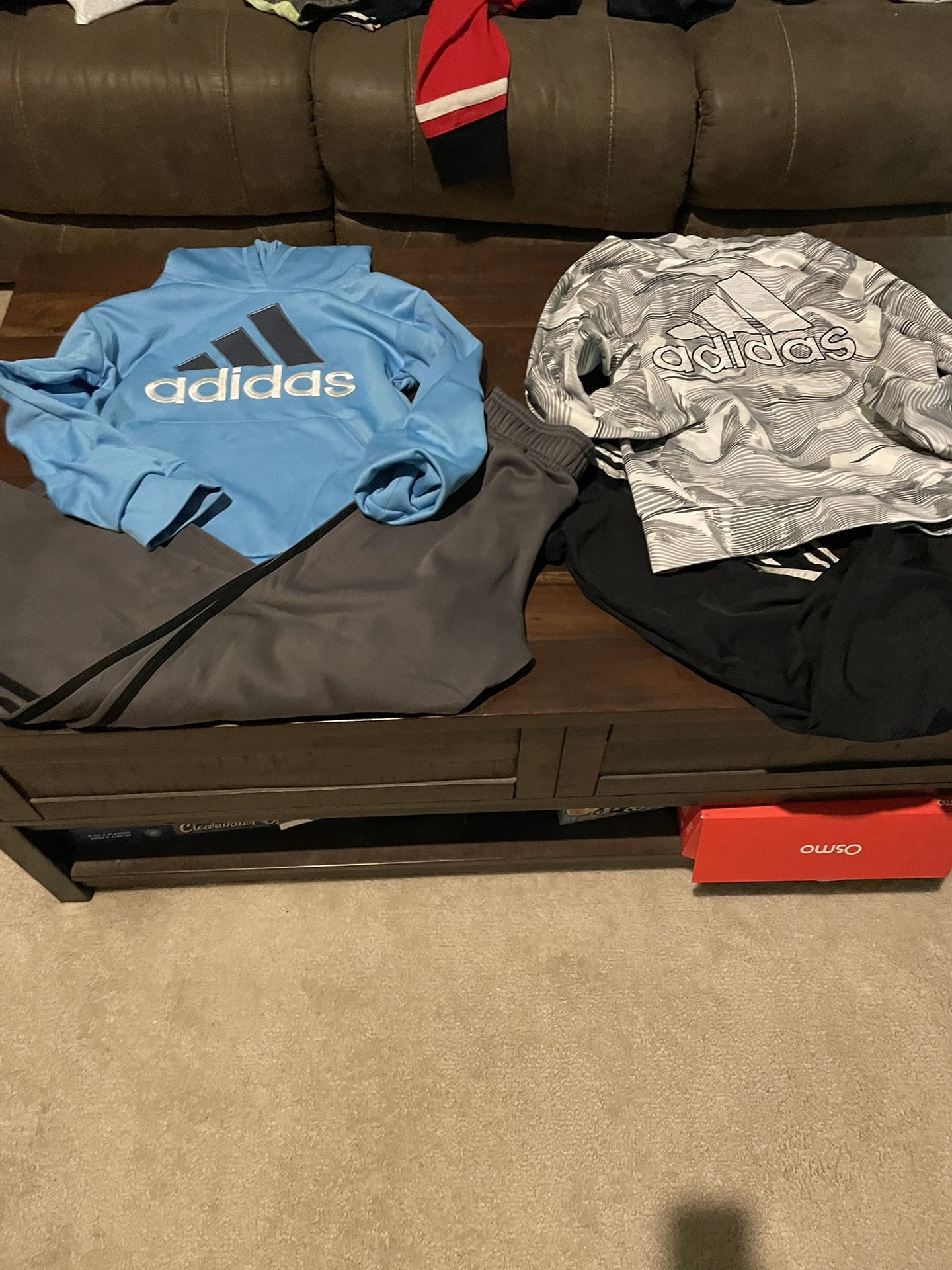 Boys Adidas Lot Medium