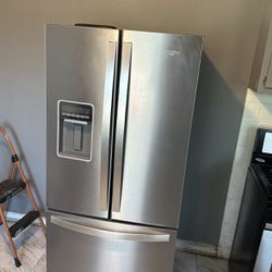 Whirlpool double dough refrigerator use good condition